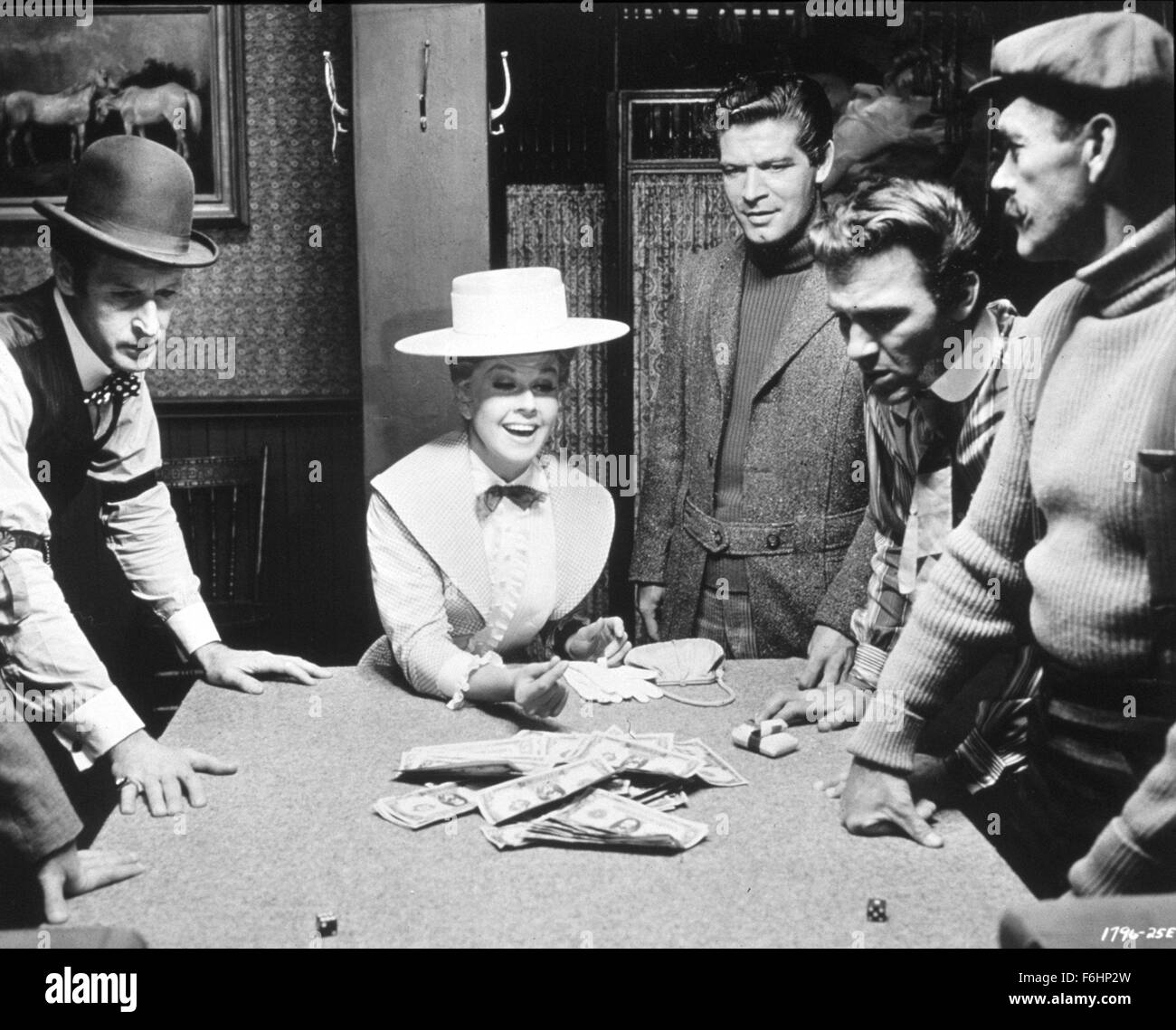 1962, le titre du film : JUMBO, Directeur : CHARLES WALTERS, Photo : STEPHEN BOYD, Doris Day, le jeu, le groupe. (Crédit Image : SNAP) Banque D'Images