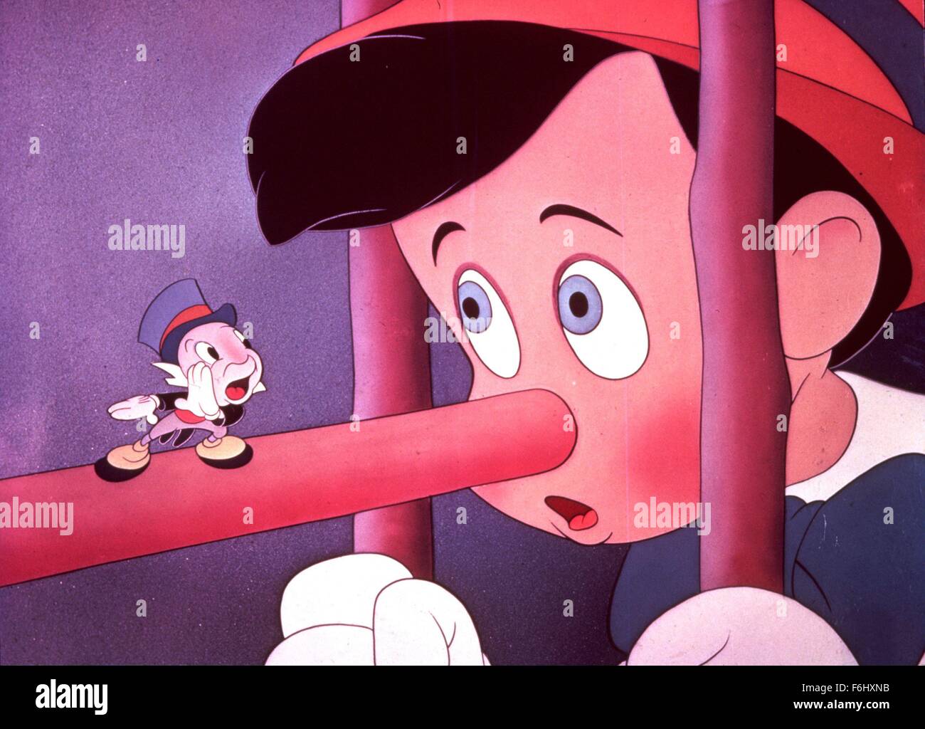 1992, le titre du film : Pinocchio, Studio : WALT DISNEY, présenté : Jiminy Cricket. (Crédit Image : SNAP) Banque D'Images