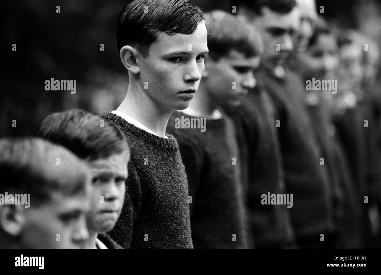 Jan 19, 2003 ; London, England, UK ; JOHN TRAVERS (centre) de Liam Mercier dans le drama ''Song pour un Raggy Boy'' réalisé par Aisling Walsh. Banque D'Images