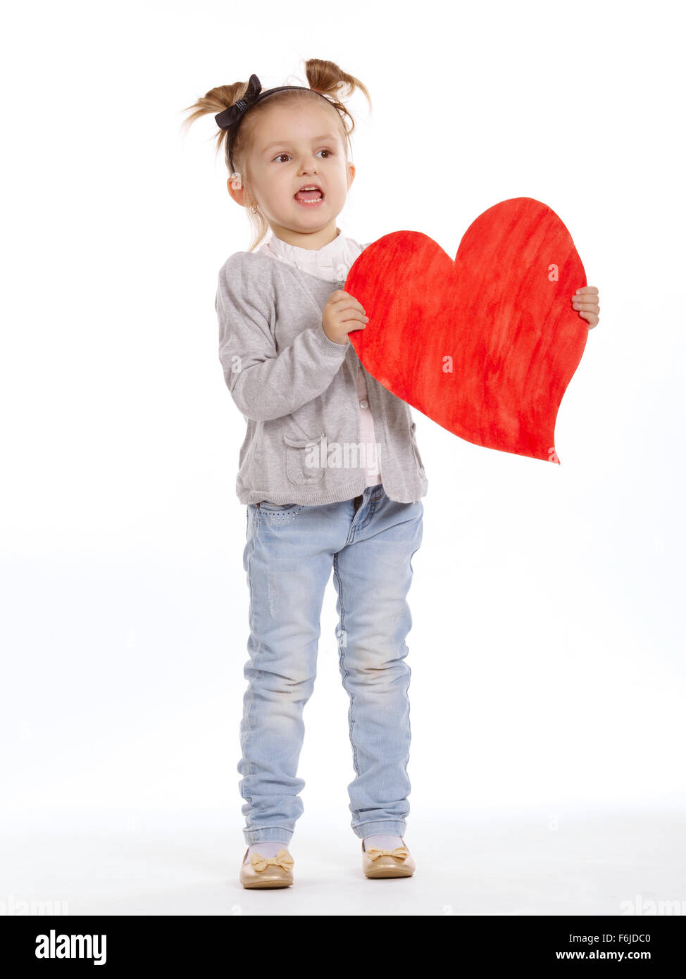 Belle jeune fille avec coeur Banque D'Images