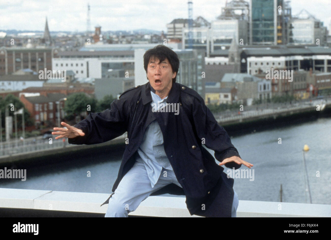 Juin 13, 2004 ; Hollywood, CA, USA ; JACKIE CHAN comme Eddie Yang dans 'Le médaillon' réalisé par Gordon Chan. Banque D'Images