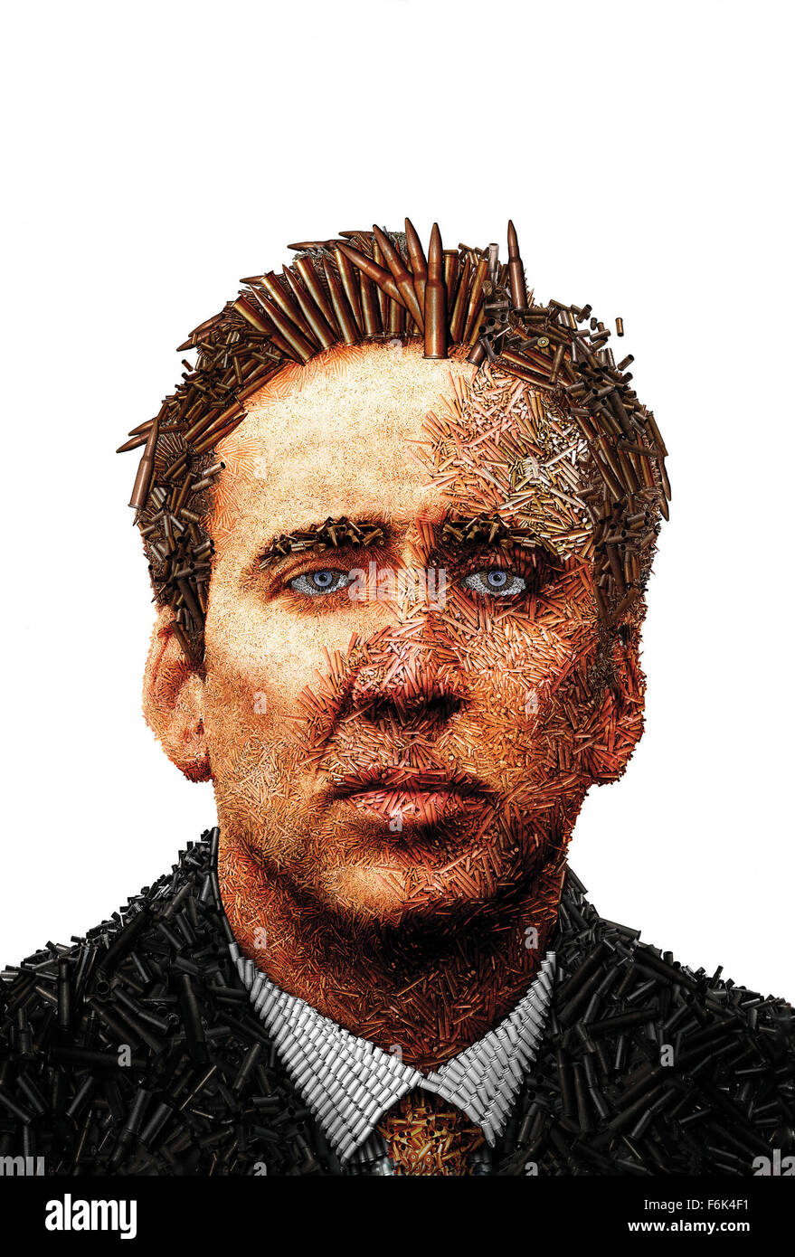 DATE DE SORTIE : Septembre 16, 2005. Titre du film : Seigneur de guerre. STUDIO : Films de Saturne. Résumé : Ce film retrace l'ascension et la chute de Youri Orlov, de ses premiers jours au début des années 1980 dans Little Odessa, vendre des fusils aux gangsters dans son quartier, jusqu'à son ascension à travers la décennie de l'excès et l'indulgence dans le début des années 90, où il forme un partenariat d'affaires avec un seigneur de guerre africain et son fils psychotique. Photo : NICOLAS CAGE comme Youri Orlov. Banque D'Images