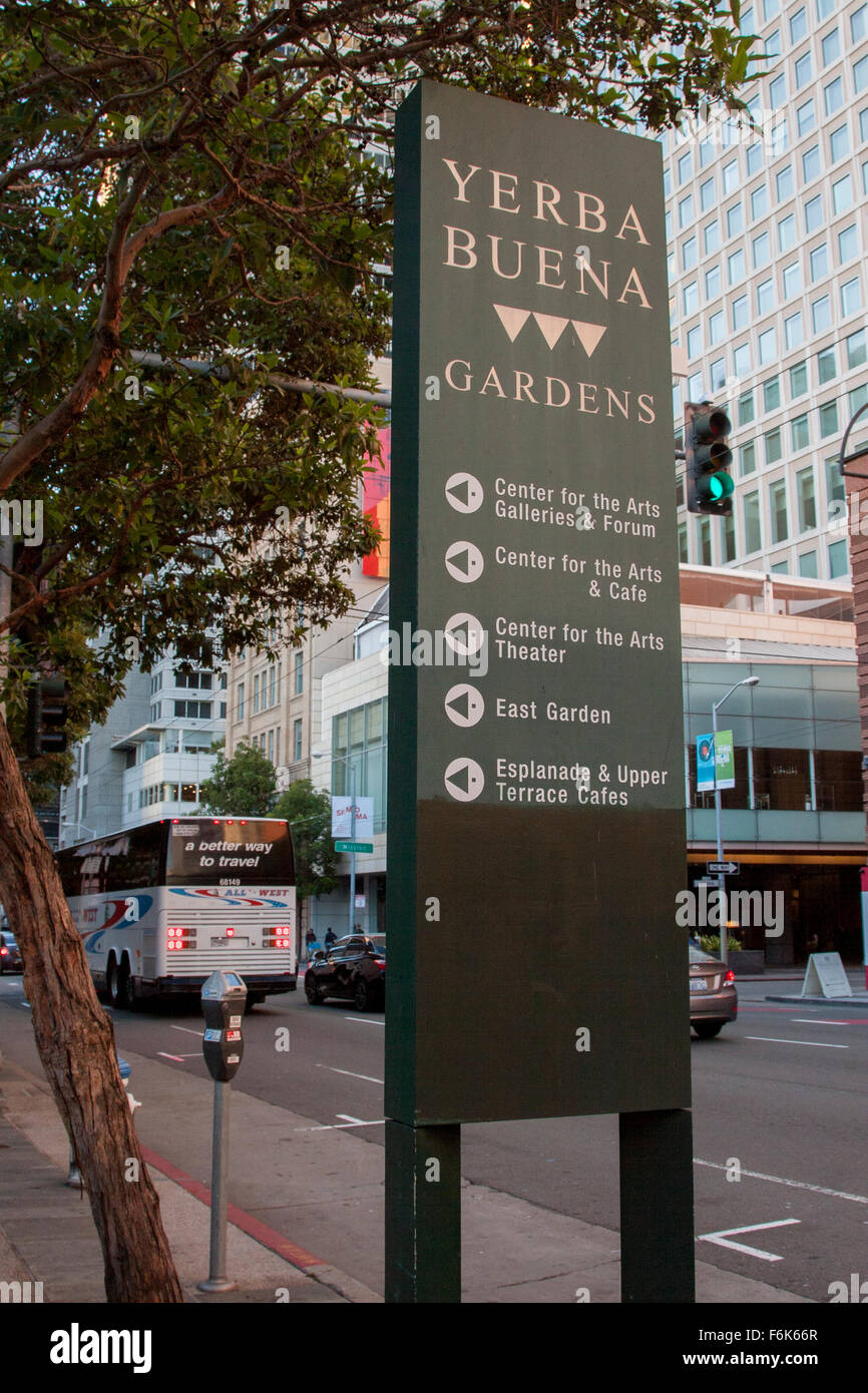 Affichage dynamique dans les Jardins de Yerba Buena à San Francisco, Californie. Banque D'Images