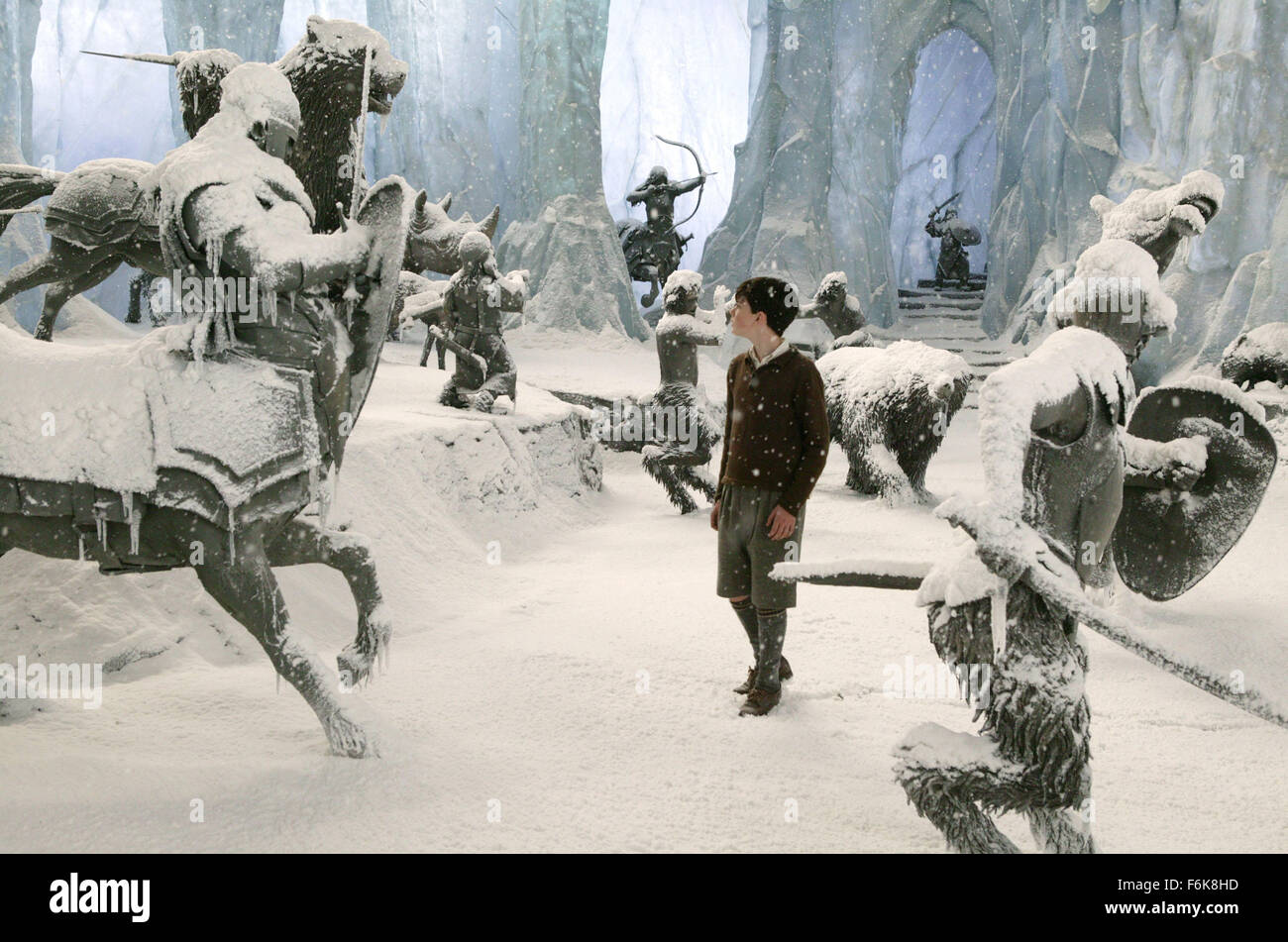 DATE DE SORTIE 9 décembre 2005. Titre du film Le Monde de Narnia Le Lion, La Sorcière