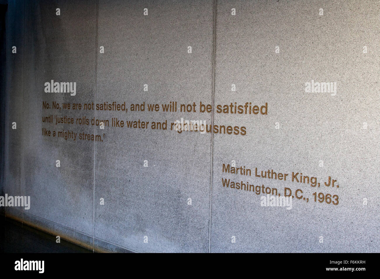 Martin Luther King Memorial & cascade dans les jardins Yerba Buena en SoMa de San Francisco, en Californie. Banque D'Images