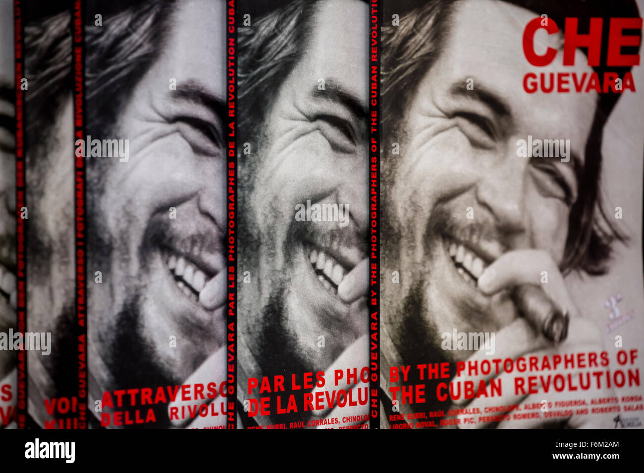 Photo Montage John Lennon Et Che Guevara Che guevara livres Banque de photographies et d'images à haute résolution -  Alamy