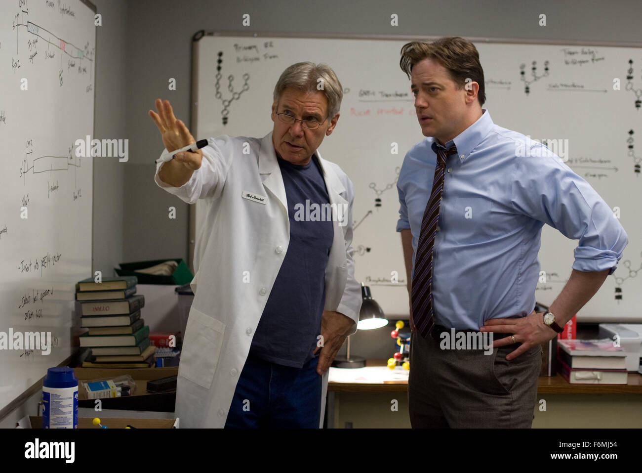 DATE DE SORTIE : Janvier 22, 2010 TITRE DE LA VIDÉO : Mesures extraordinaires STUDIO : CBS Films Réalisateur : Tom Vaughan RÉSUMÉ : UN DRAME centré sur les efforts de John et Aileen Crowley de trouver un chercheur qui pourrait avoir un traitement pour leur deux enfants's trouble génétique rare présenté : Brendan Fraser, John Crowley et HARRISON FORD comme le docteur Robert Stonehill (crédit Image : c CBS Films/Photos) Banque D'Images