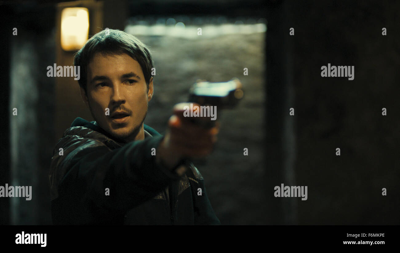 DATE DE SORTIE : Avril 24, 2010. Titre du film : la disparition d'Alice Creed. STUDIO : CinemaNX. Résumé : Deux hommes fortifier un appartement quelconque pour qu'il la peut servir de prison, puis enlever une femme, et l'attachent à un lit. Avant il y a même le temps de réagir, nous sommes plongés dans une très mauvaise situation, mais pas simple. Photo : MARTIN COMPSTON que Danny. Banque D'Images