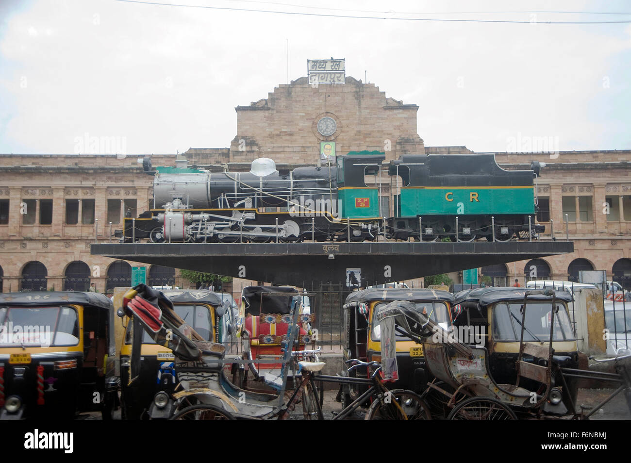 Gare de Nagpur, train modèle, rickshaws, maharashtra, inde, asie Banque D'Images
