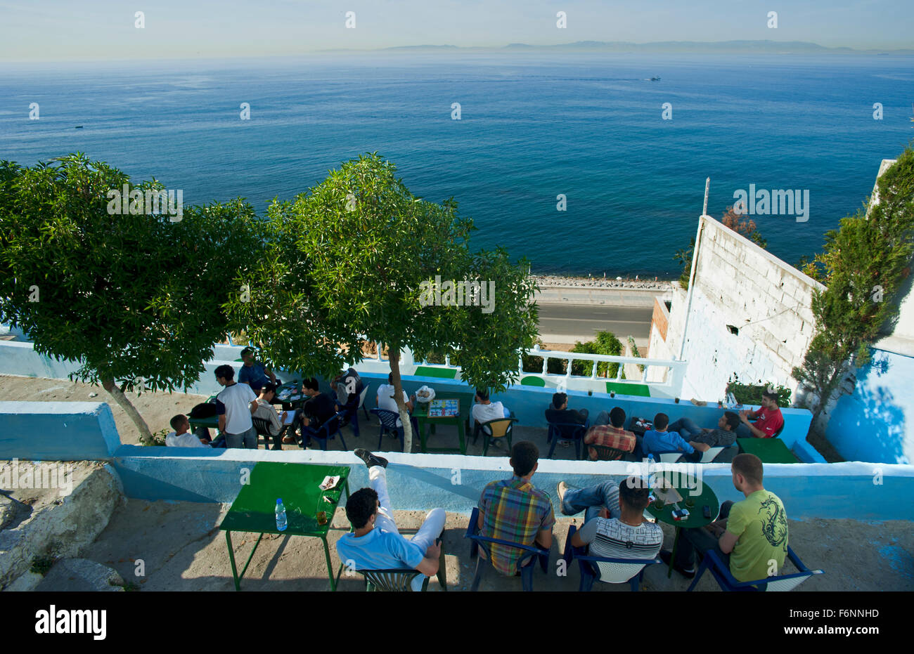 Café Hafa.Tanger.Maroc.L'Afrique du Nord. Banque D'Images