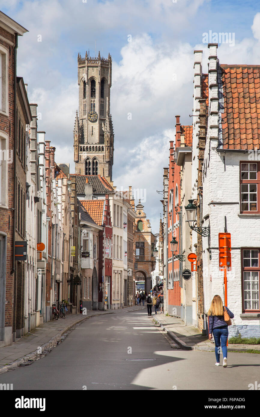 Beffroi de Bruges, clocher médiéval dans le centre historique de Bruges, Flandre occidentale, Belgique Banque D'Images