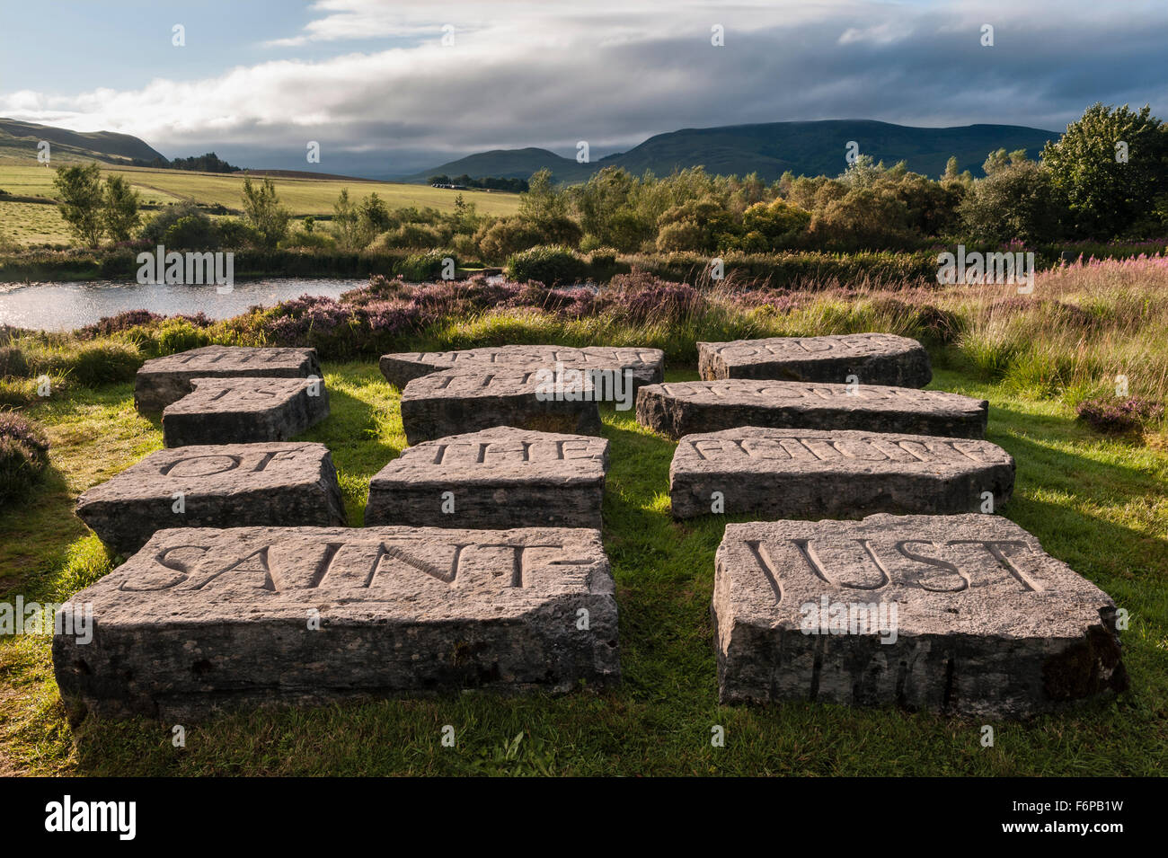 Peu de Sparte, en Écosse. Le jardin créé par l'artiste Ian Hamilton Finlay dans les collines de Pentland. Pour bien de Saint-Just Banque D'Images