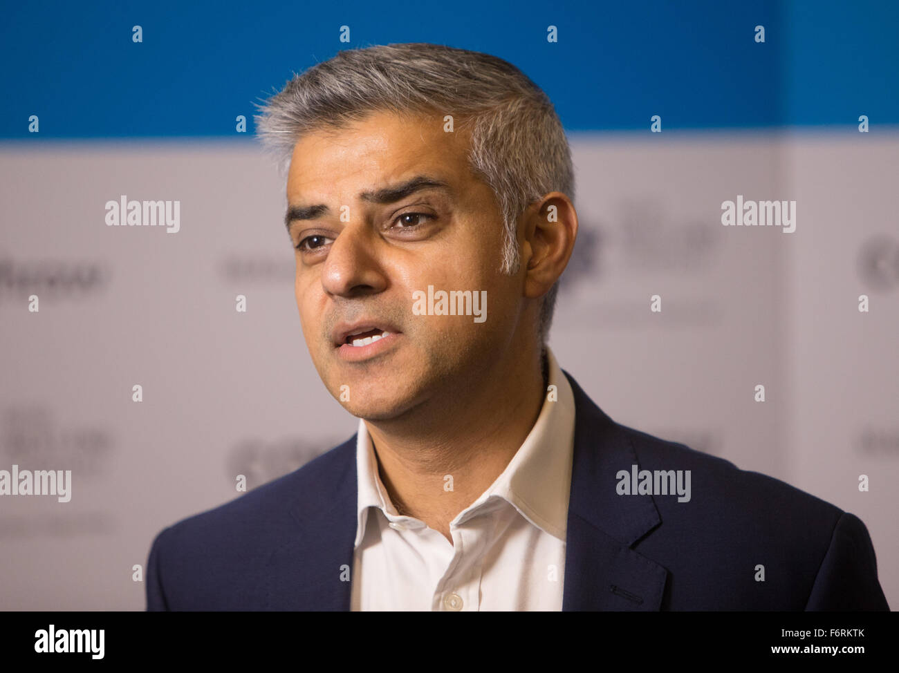 Candidat à la mairie de Londres pour le travail,Sadiq Khan,parle lors d'un événement sur ses projets pour Londres,s'il est élu Banque D'Images
