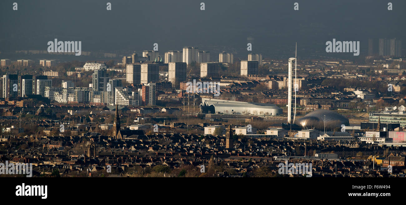 La ville de Glasgow, avec vue sur le Riverside Museum, le Glasgow Science Centre, le cinéma IMAX et tour de Glasgow. Banque D'Images