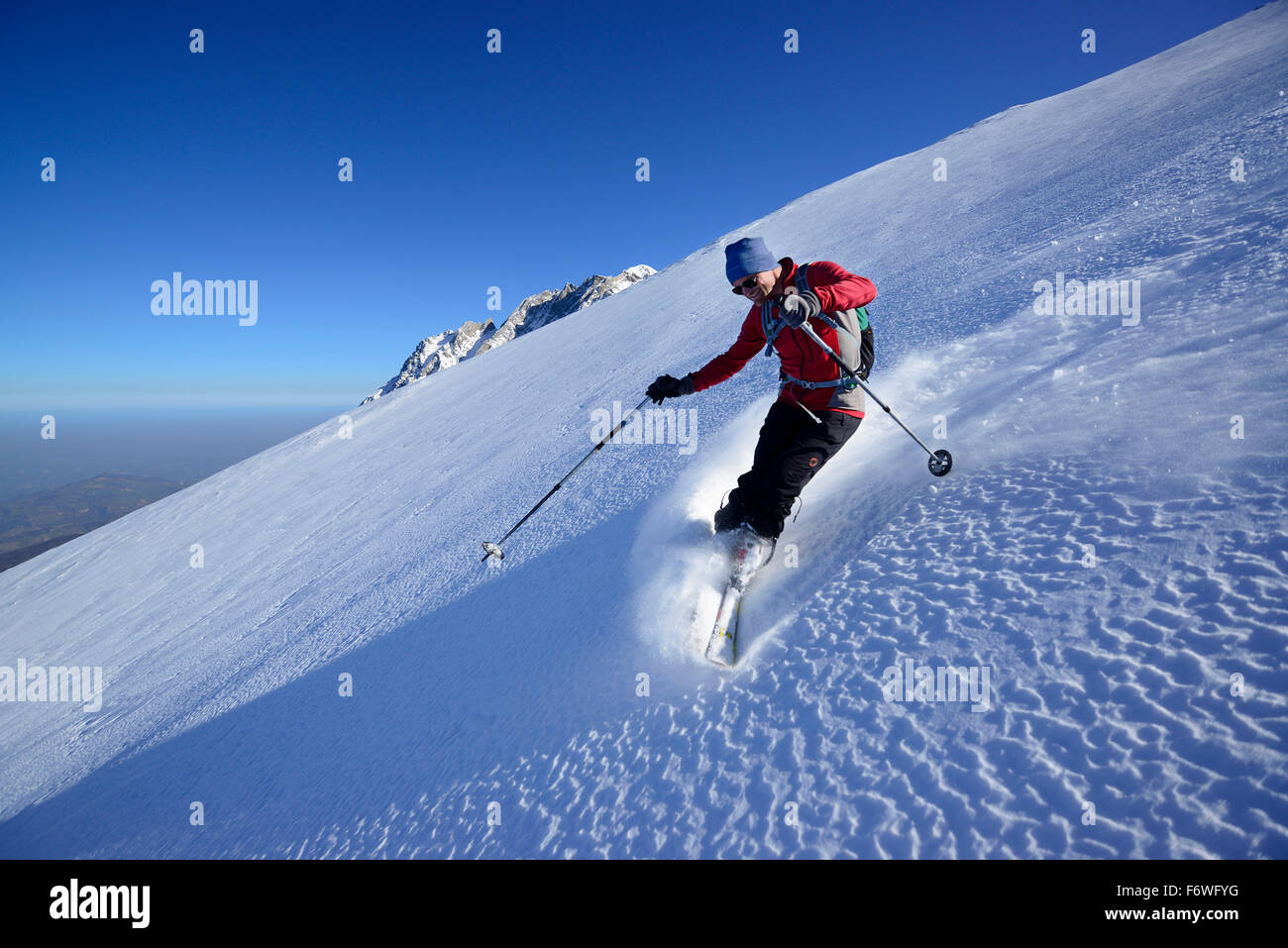 Ski alpin, ski de l'arrière-pays Monte Prena, Gran Sasso, Abruzzo, Italie Banque D'Images