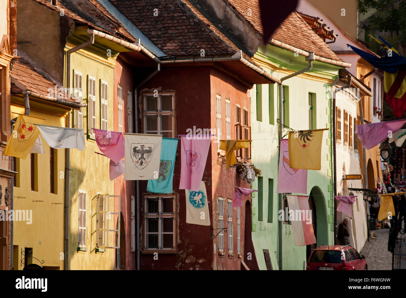 Maisons colorées dans le centre historique, Sighisoara, Transylvanie, Roumanie Banque D'Images