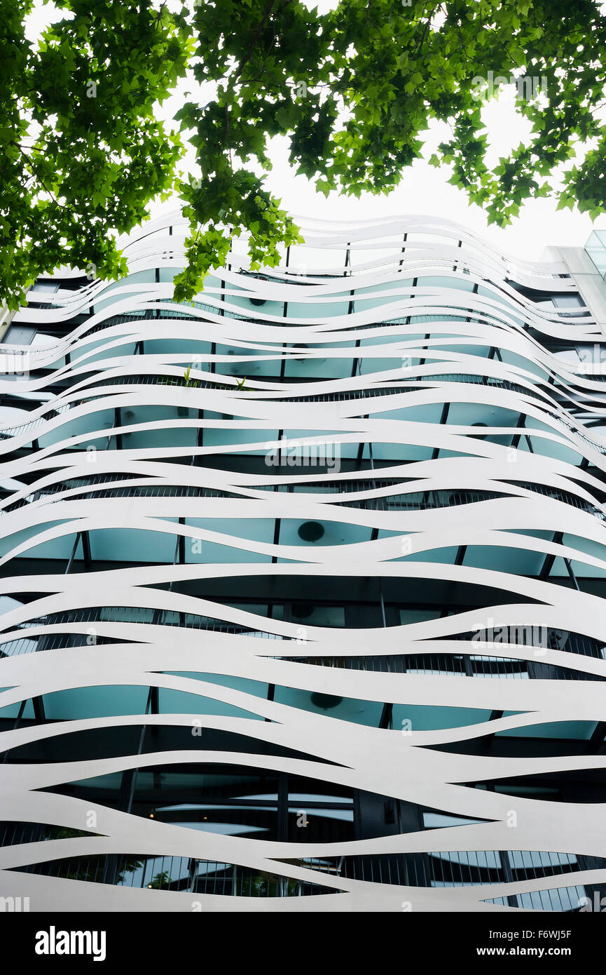 Façade d'un bâtiment moderne, Passeig de Gracia de Barcelone,Espagne, Banque D'Images