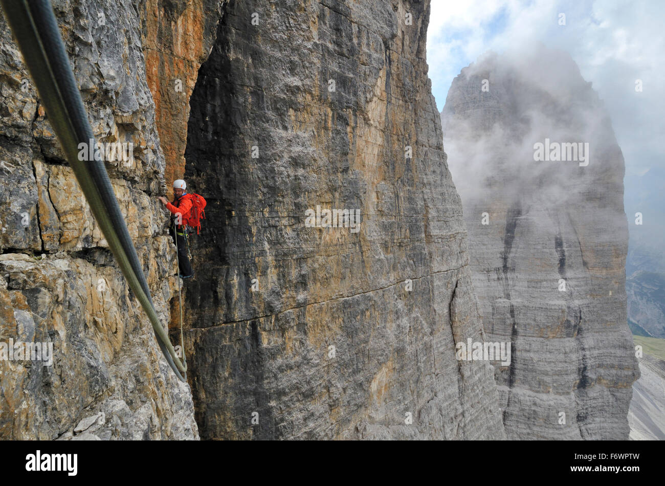 Grimpeur, Dolomites, Italie Banque D'Images