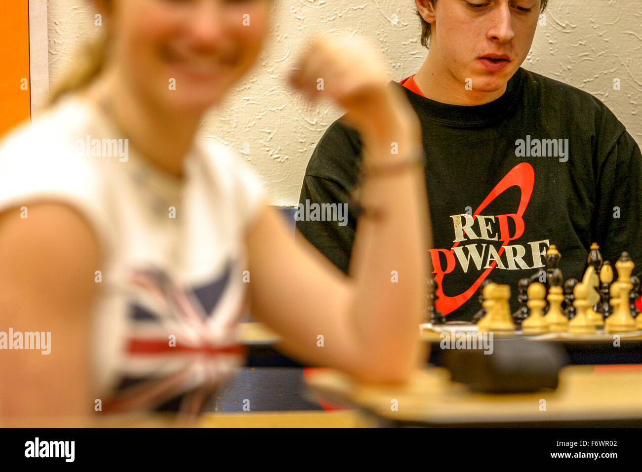 T-shirt rouge pour fans de Swarf Banque D'Images