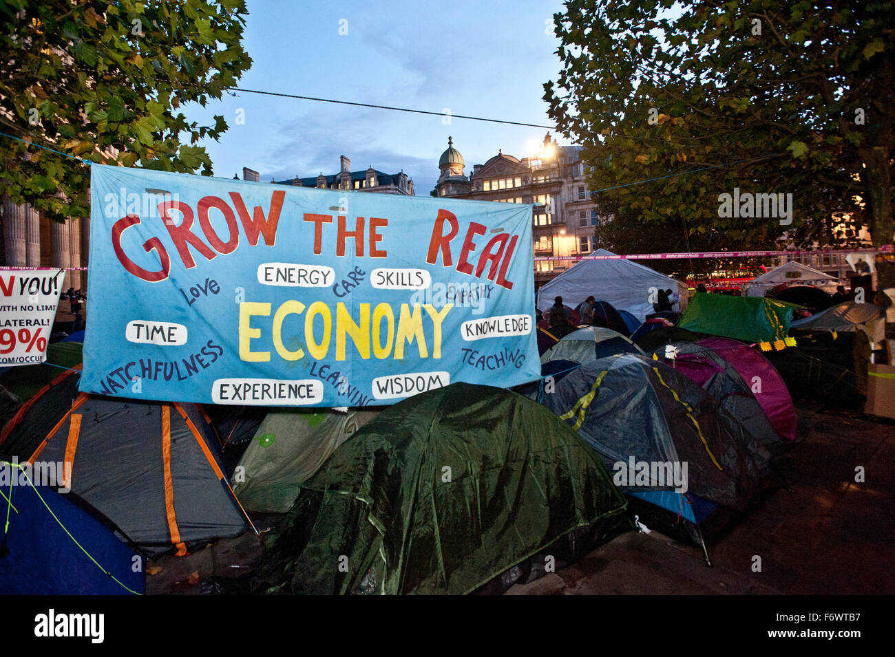 St Pauls anti-capitalisme Camp, camp ' occuper' London EC4. Banque D'Images