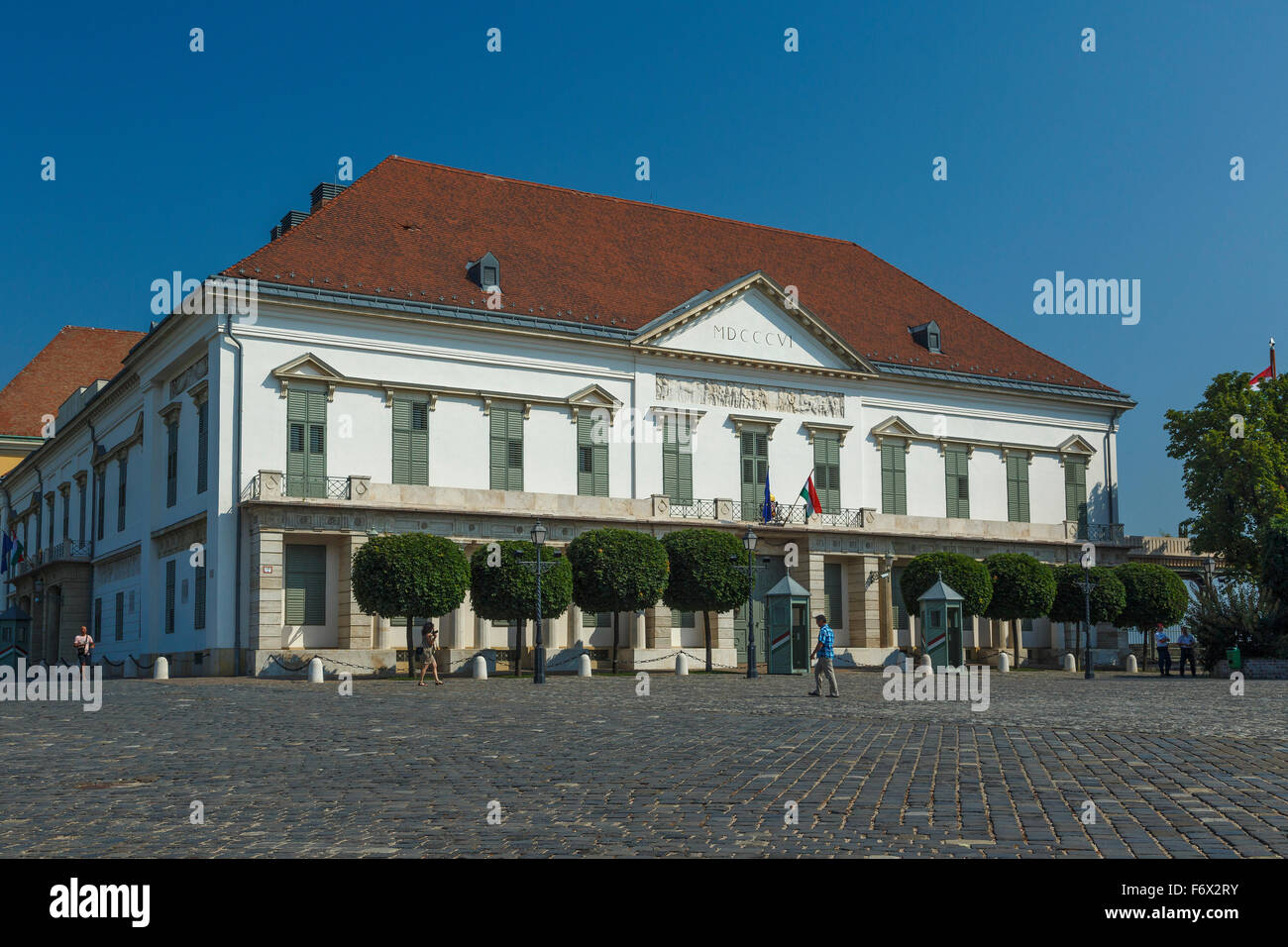 Le Palais Sándor ou Alexander Palace, résidence officielle et Bureau du siège du Président de la Hongrie, Budapest, Hongrie. Banque D'Images