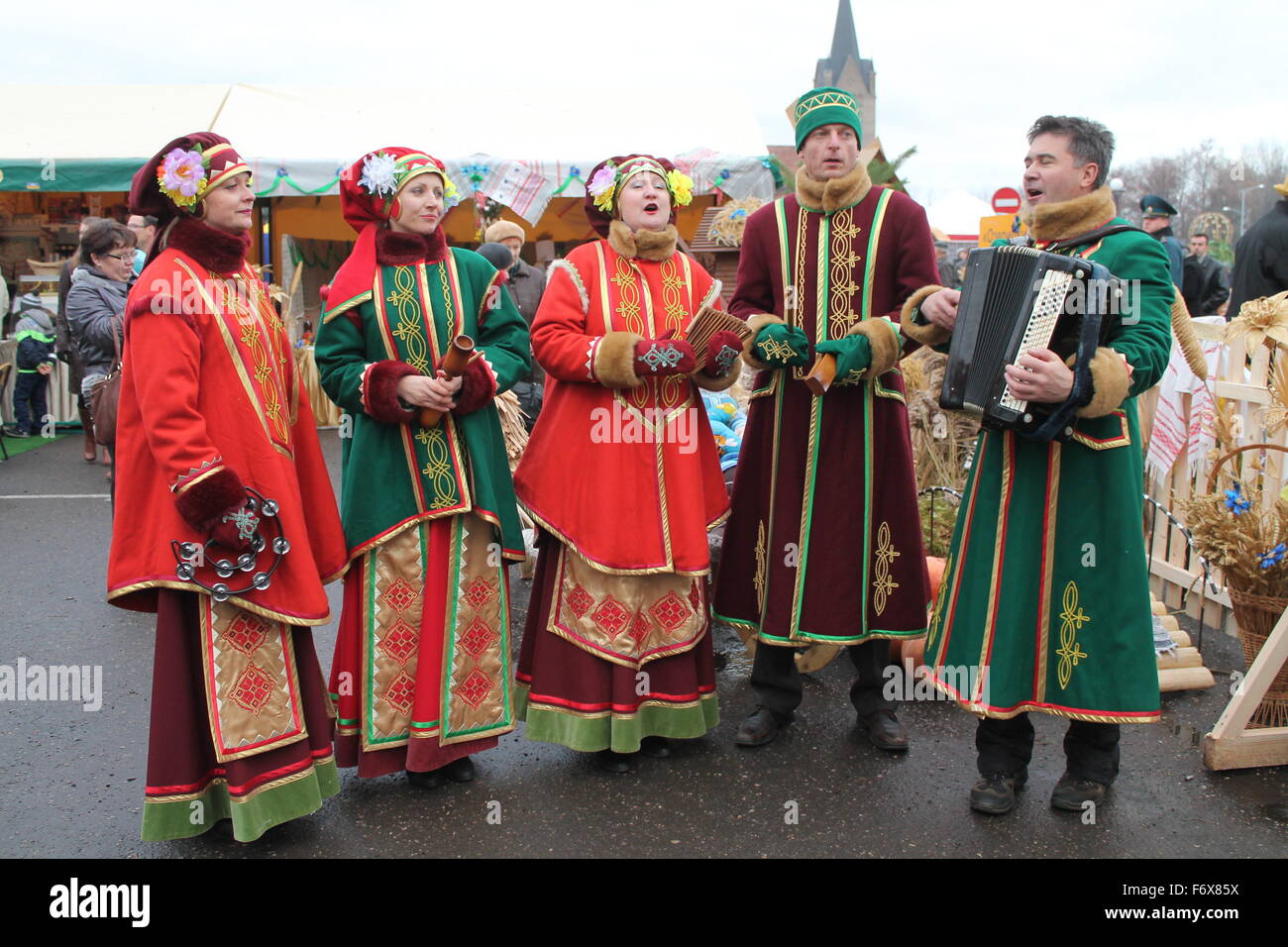 Célébration sur la tradition biélorusse foire de nouvelle récolte "ozhinki', novembre, 13, 2015, le Bélarus, Vileyka Banque D'Images