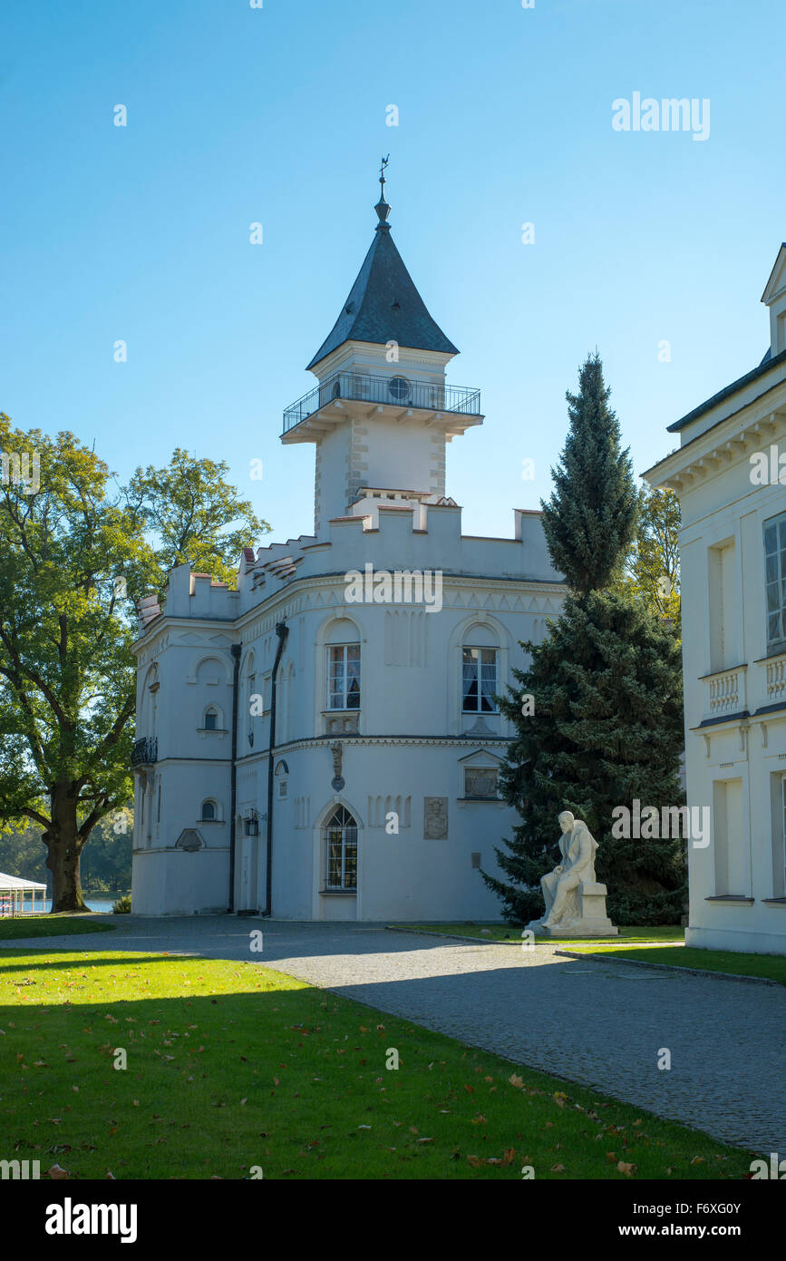 Château Radziejowice, Voïvodie de Mazovie, Pologne Banque D'Images