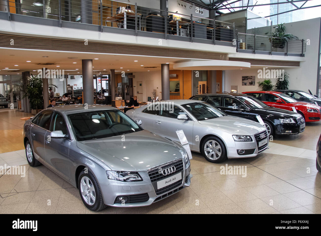 Concessionnaire automobile Audi Banque D'Images