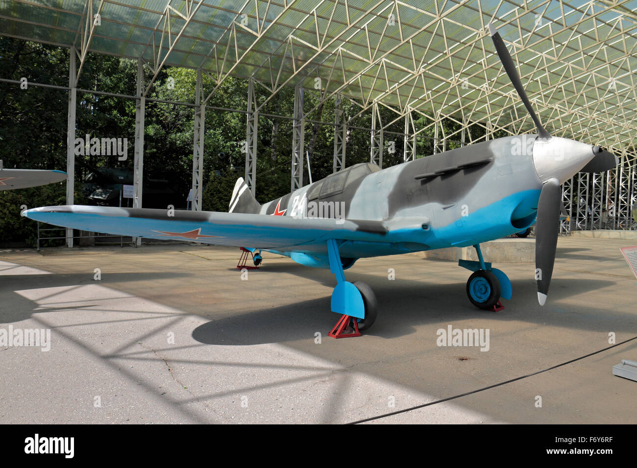 Un LsGG-3 soviétique (I-301) avion de chasse (maquette) à l'Exposition de matériel militaire dans la région de Park Pobedy, Moscou, Russie. Banque D'Images