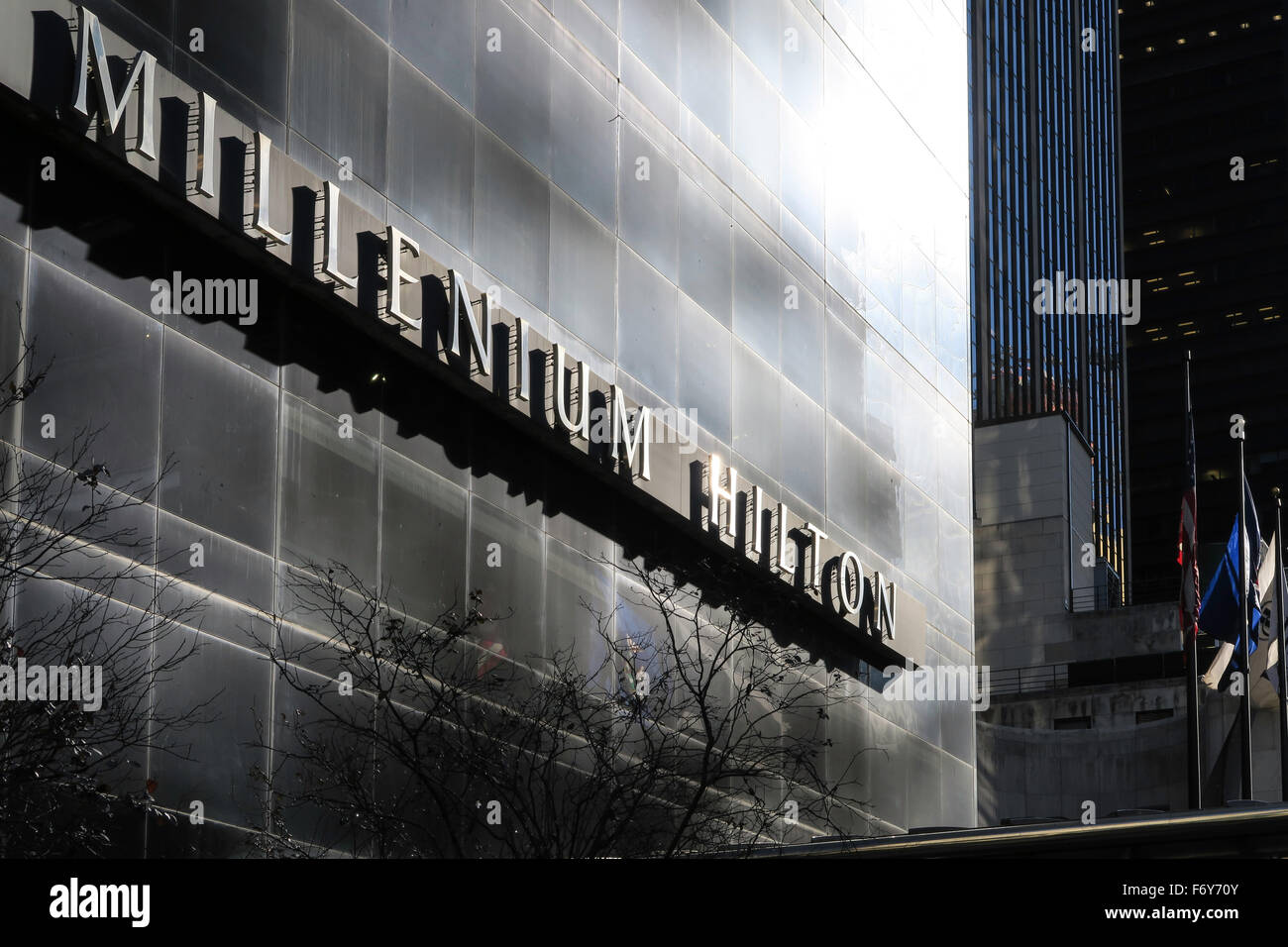 Millenium Hilton Hotel Sign, NYC, USA Banque D'Images