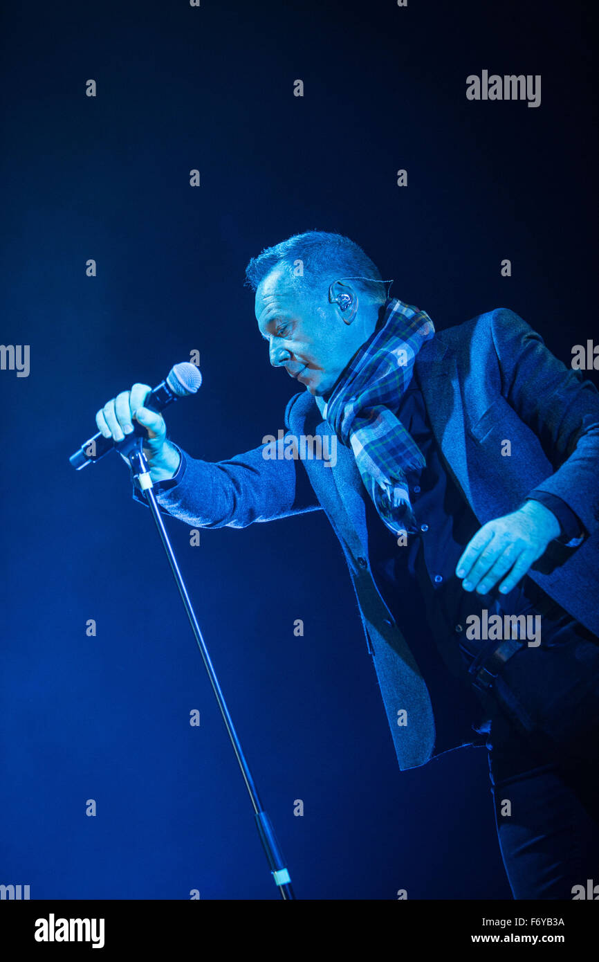 Assago Milan, Italie. 21 novembre, 2015. Simple Minds en concert à mediolaun crédit forum : Roberto finizio/ alamy live news Banque D'Images