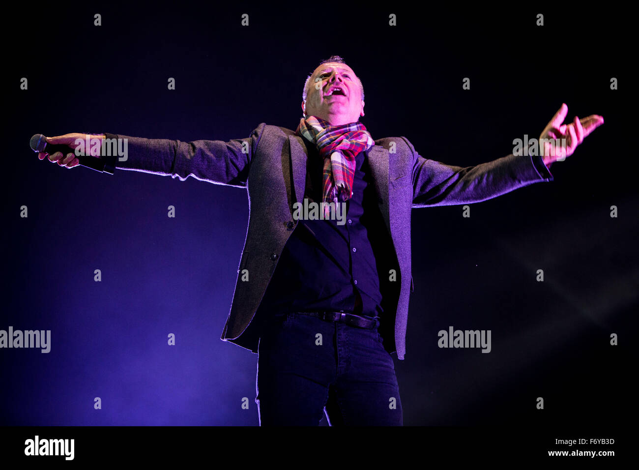 Assago Milan, Italie. 21 novembre, 2015. Simple Minds en concert à mediolaun crédit forum : Roberto finizio/ alamy live news Banque D'Images
