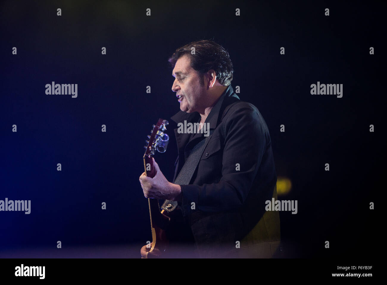 Assago Milan, Italie. 21 novembre, 2015. Simple Minds en concert à mediolaun crédit forum : Roberto finizio/ alamy live news Banque D'Images
