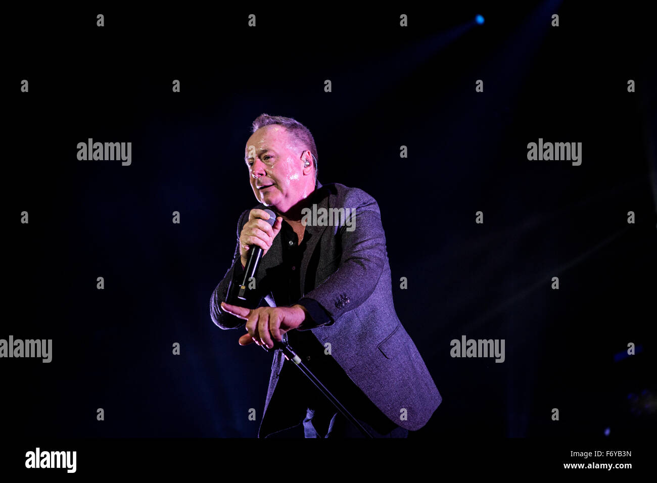 Assago Milan, Italie. 21 novembre, 2015. Simple Minds en concert à mediolaun crédit forum : Roberto finizio/ alamy live news Banque D'Images