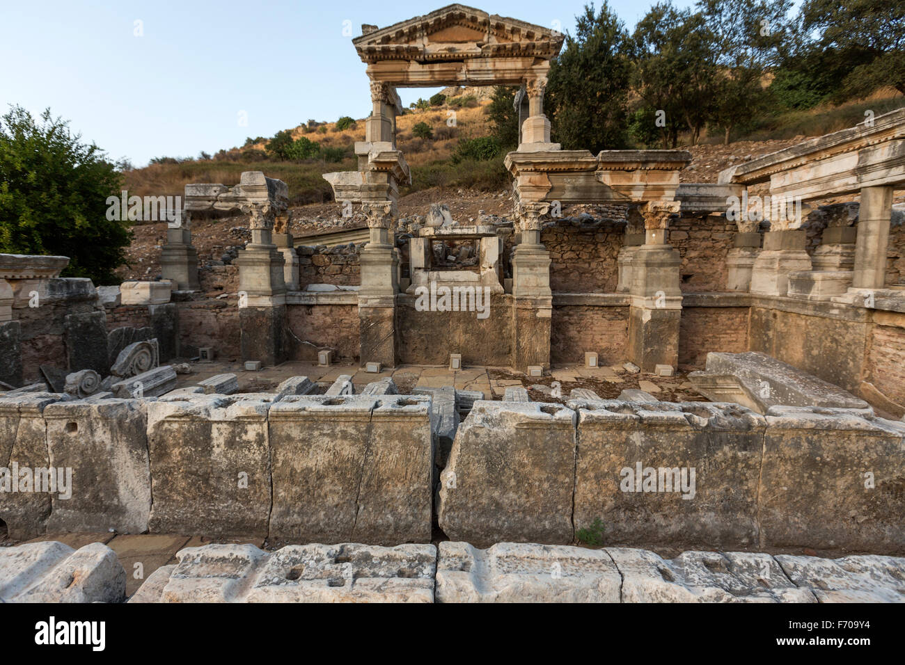 Les latrines à Ephèse, une ancienne ville grecque sur la côte d'Ionie, Banque D'Images