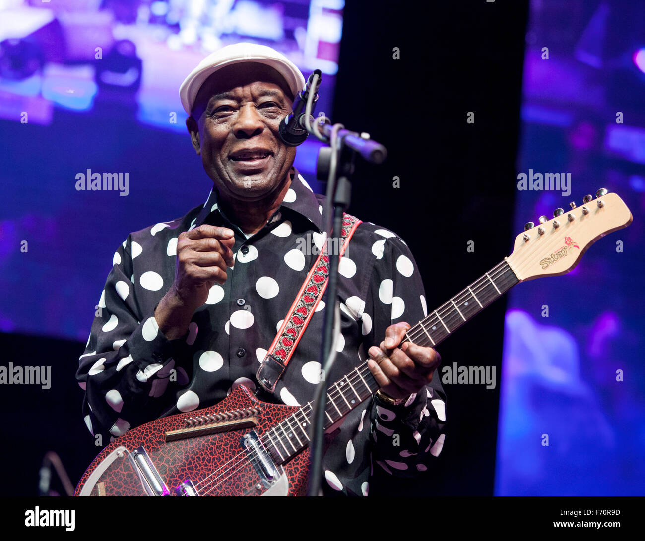 L'exécution de Buddy Guy, mahindra Blues Festival, Mumbai, Maharashtra, Inde, Asie Banque D'Images
