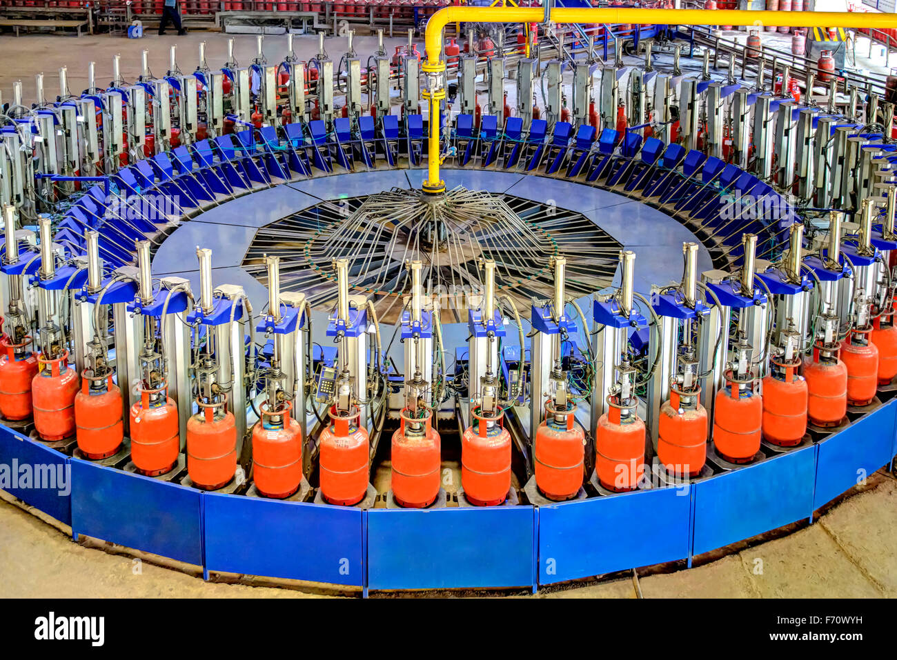 GPL, gaz de pétrole liquéfié, carrousel de remplissage, Secunderabad, Hyderabad, Telangana, Inde, Asie Banque D'Images