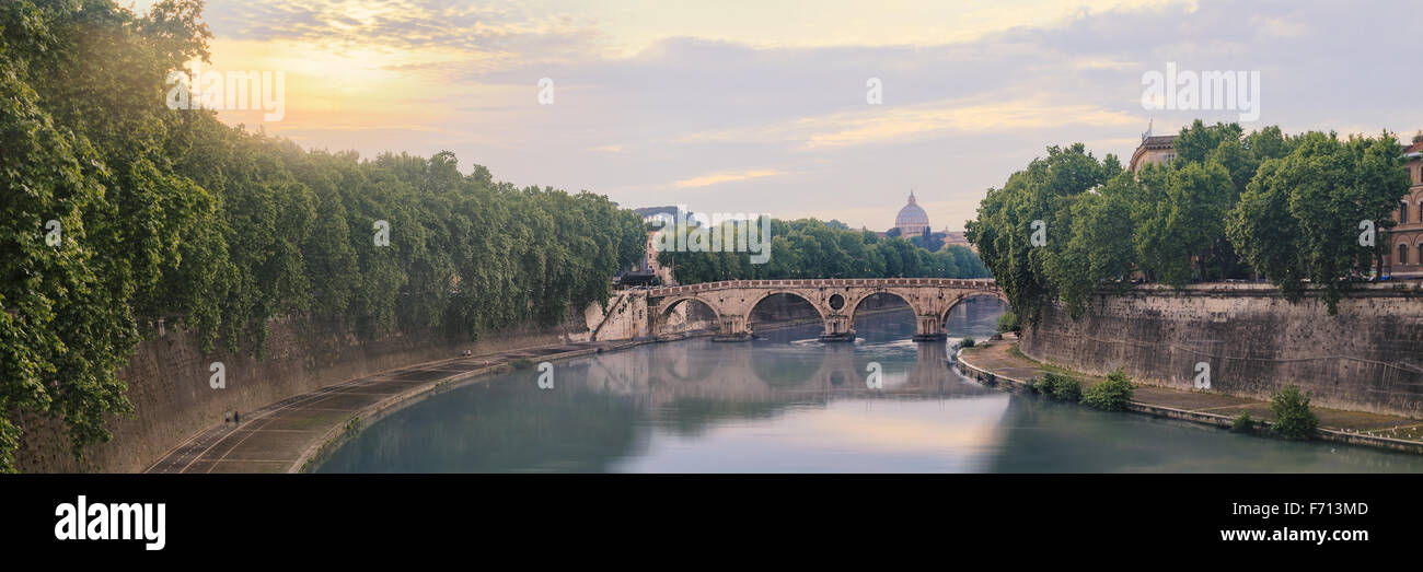 Pont Ponte Sisto à Rome Banque D'Images
