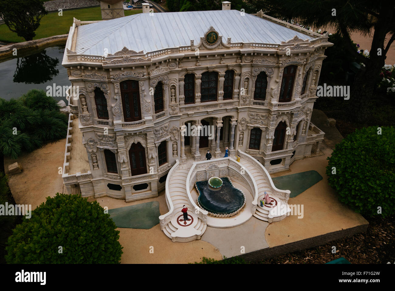 La Turquie au Palais d'été Pavillon Kucuksu répliquer miniature Banque D'Images