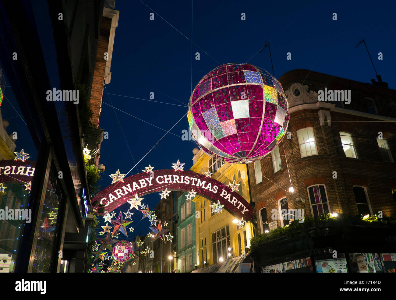 Les lumières de Noël à Carnaby Street dans le West End, Londres, UK Banque D'Images