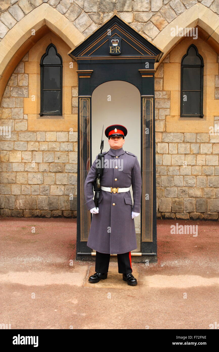 Garde au château de Windsor, Windsor, Berkshire, Royaume-Uni Banque D'Images