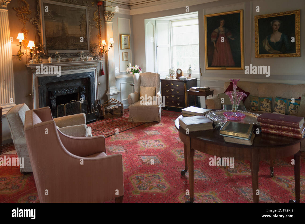 La grande salle de dessin à Traquair House, Innerleithen, Peeblesshire, en Écosse. Banque D'Images