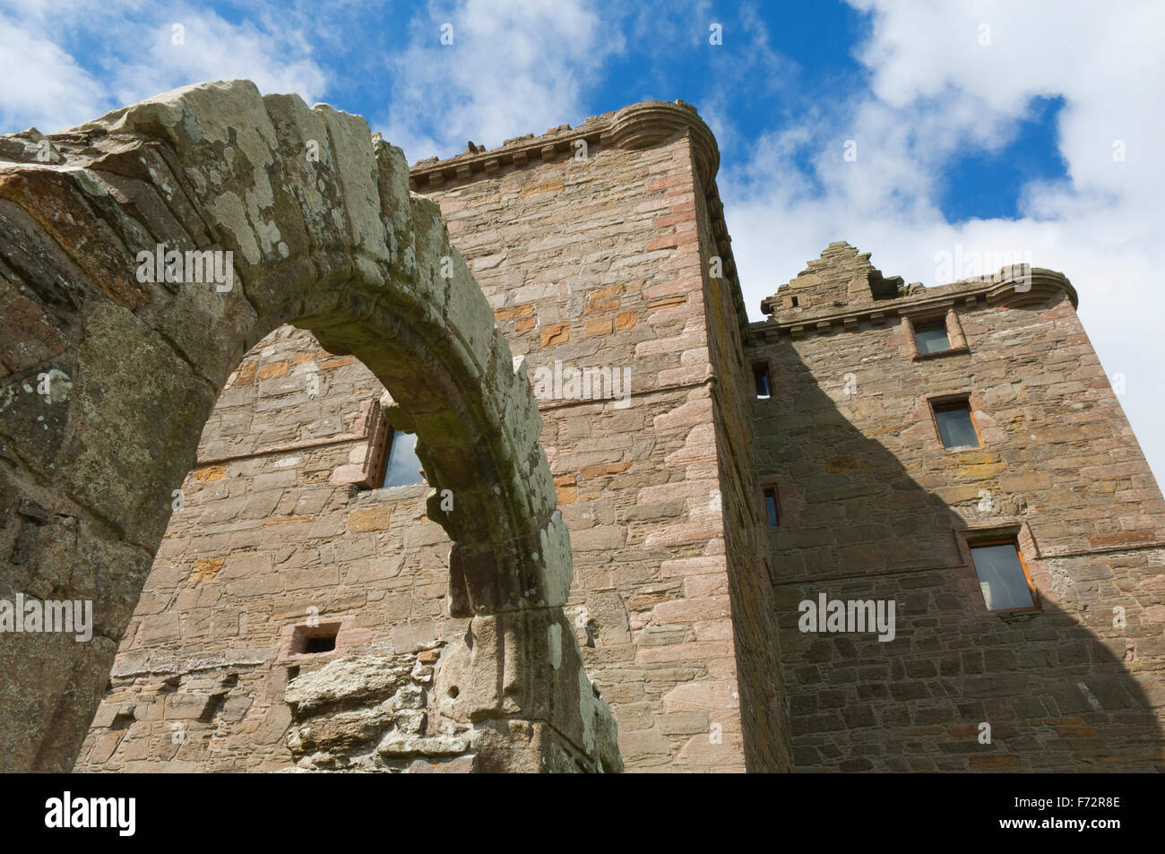 Les ruines de Noltland Castle sur l'île de Westray - Orcades, en Écosse. Banque D'Images