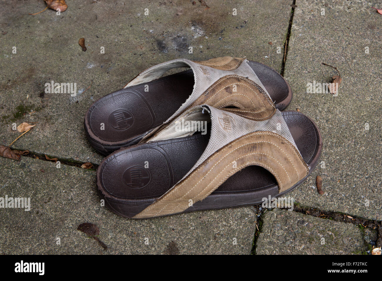 En images : notre sélection de sandales hommes et femmes pour l'été -  Challenges