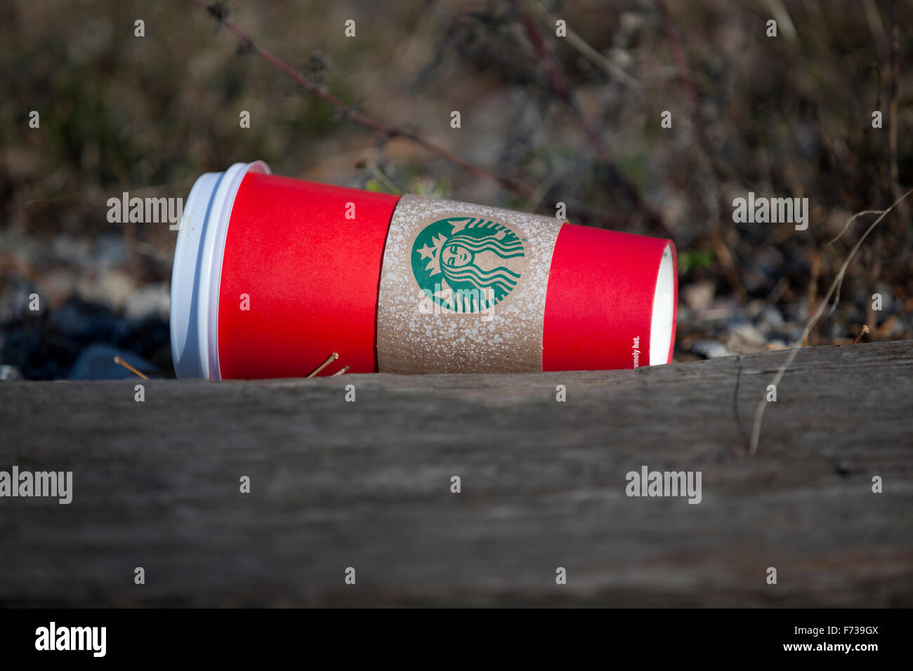 Starbucks tasse rouge. Banque D'Images