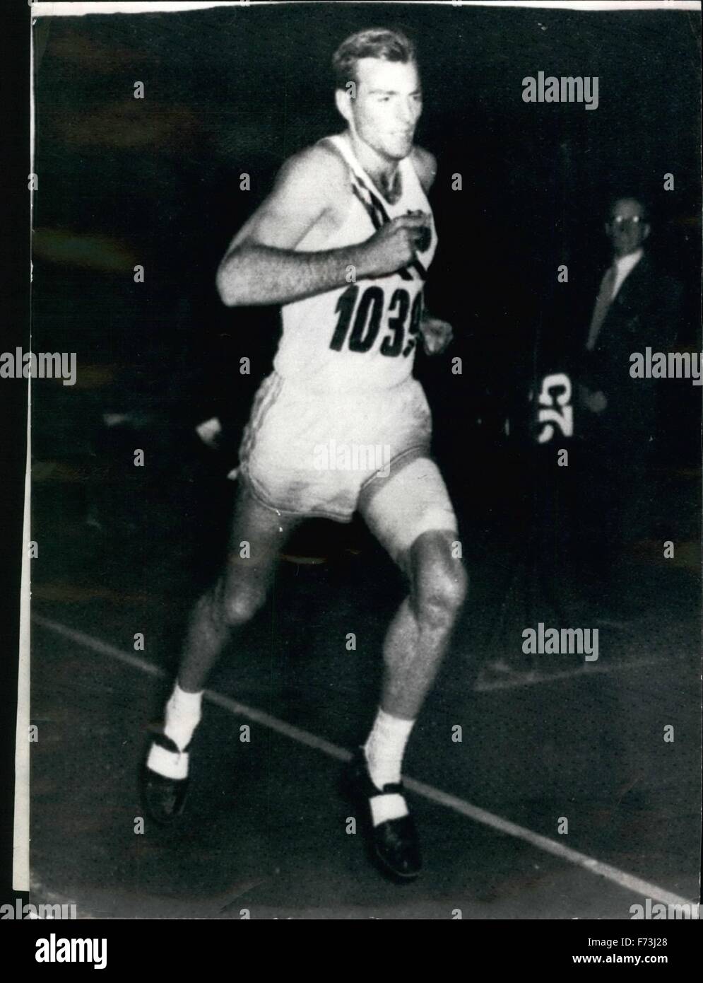 1958 - L'Étonnant Mathias remporte le décathlon olympique pour Robert  Mathias, de l'United States a remporté le décathlon et fracassé son propre  record du monde pour ce test suprême de toutes les
