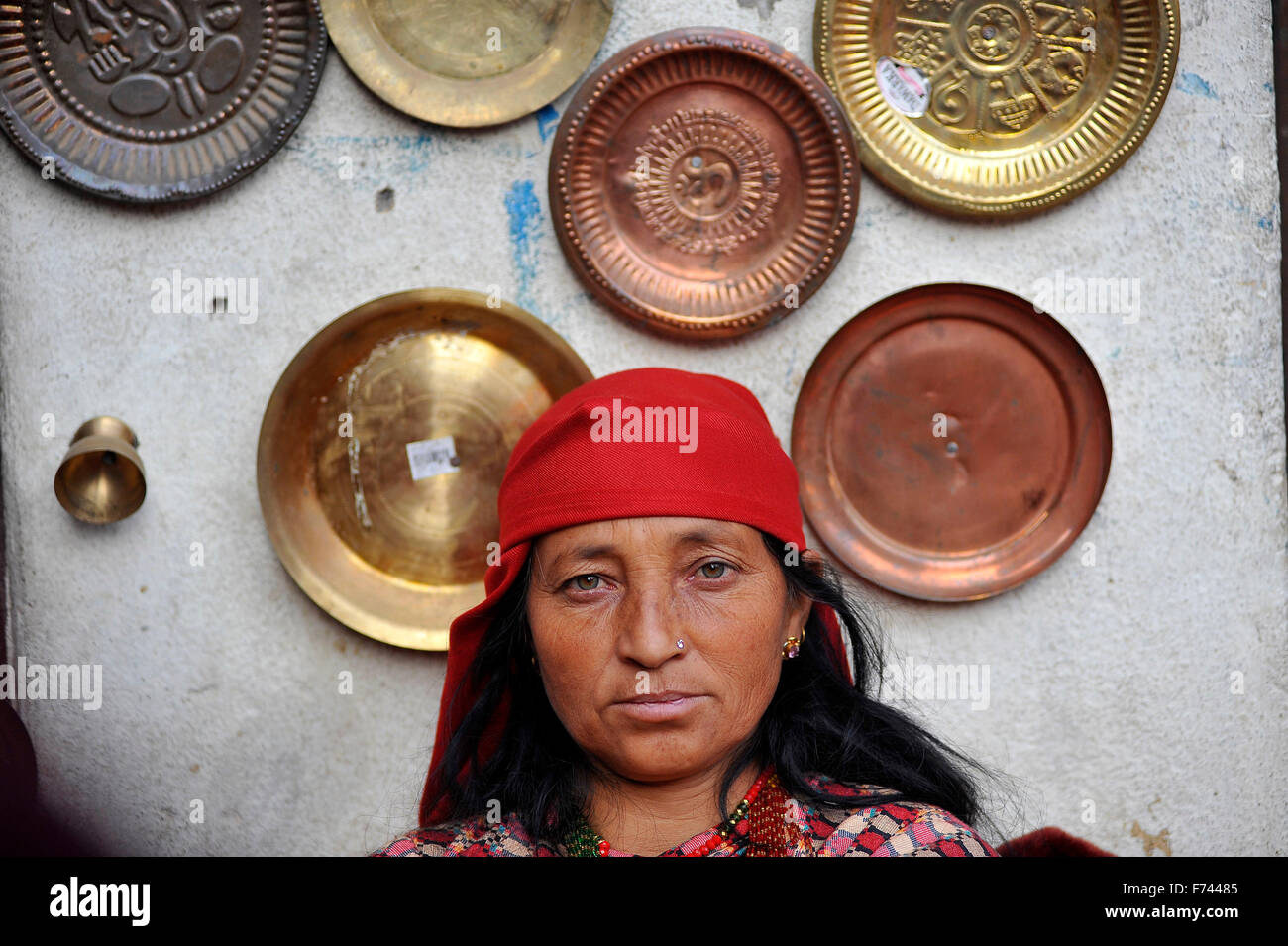 Katmandou, Népal. 25Th Nov, 2015. Un portrait d'une Népalaise femme hindoue, qui est sur le jeûne le dernier jour de 'Adinath Mela' Festival à Chovar. Dans le mois d'octobre ou novembre de Kojagrat purnima de Kartik purnima, personnes visitent Adinath temple le matin et effectuer de rituels puja et fonction rituelle lors d'Adinath Mela. © Narayan Maharjan/Pacific Press/Alamy Live News Banque D'Images