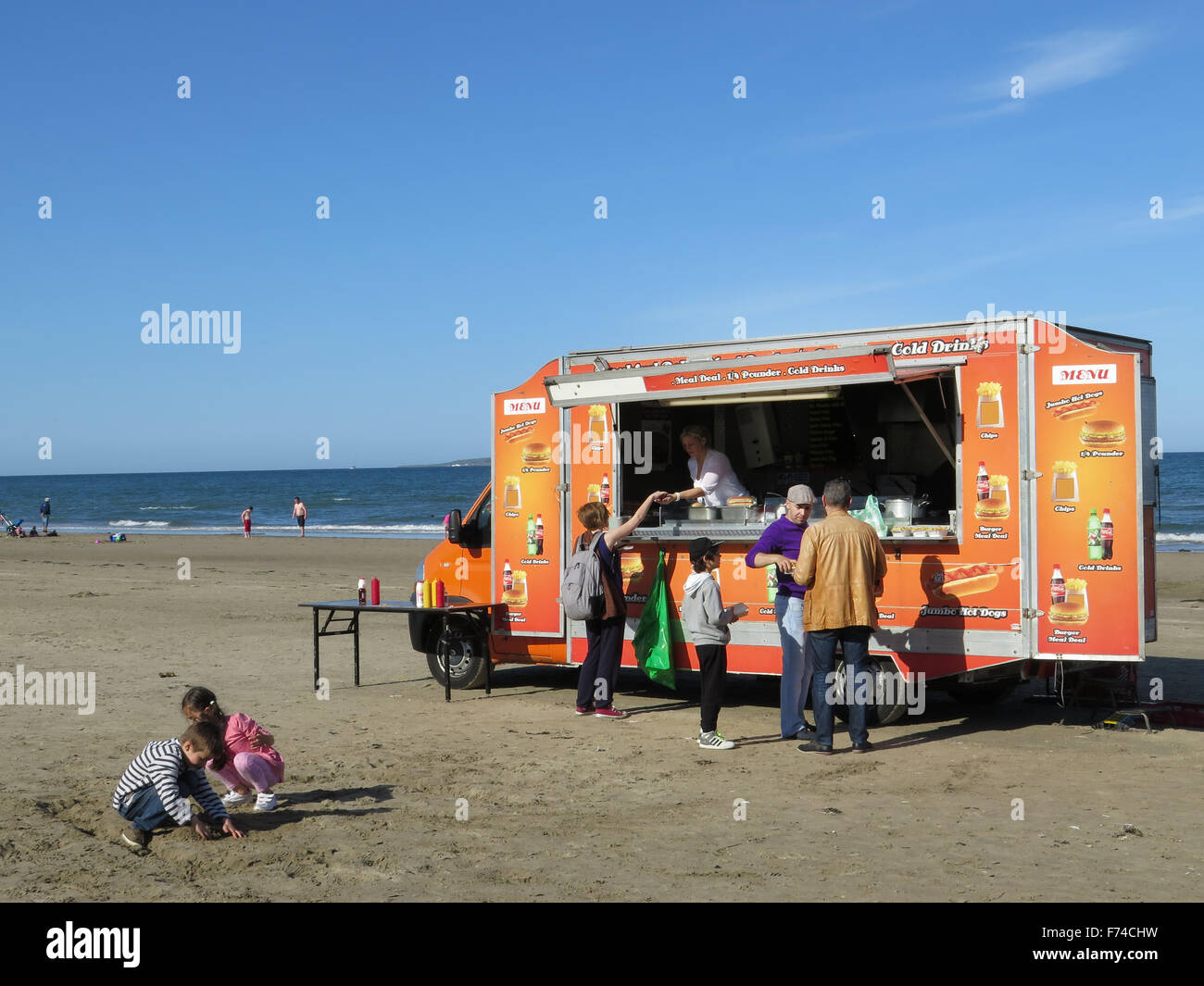 Restauration rapide chariot sur la plage de Portmarnock, Irlande Banque D'Images