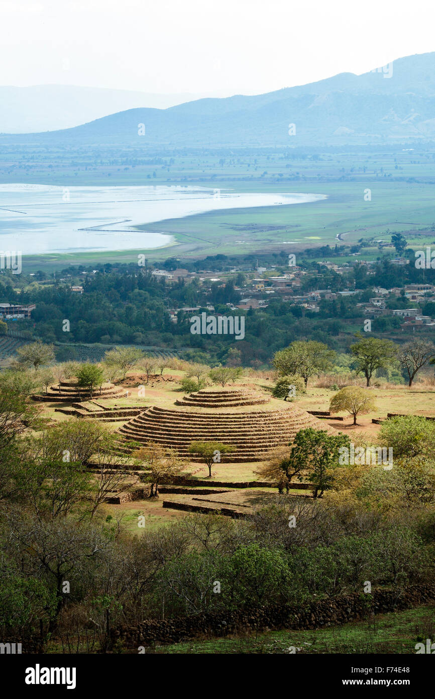 Le site précolombien Guachimontones avec sa pyramide circulaire unique près de la ville de Teuchitlan, Jalisco, Mexique. Banque D'Images