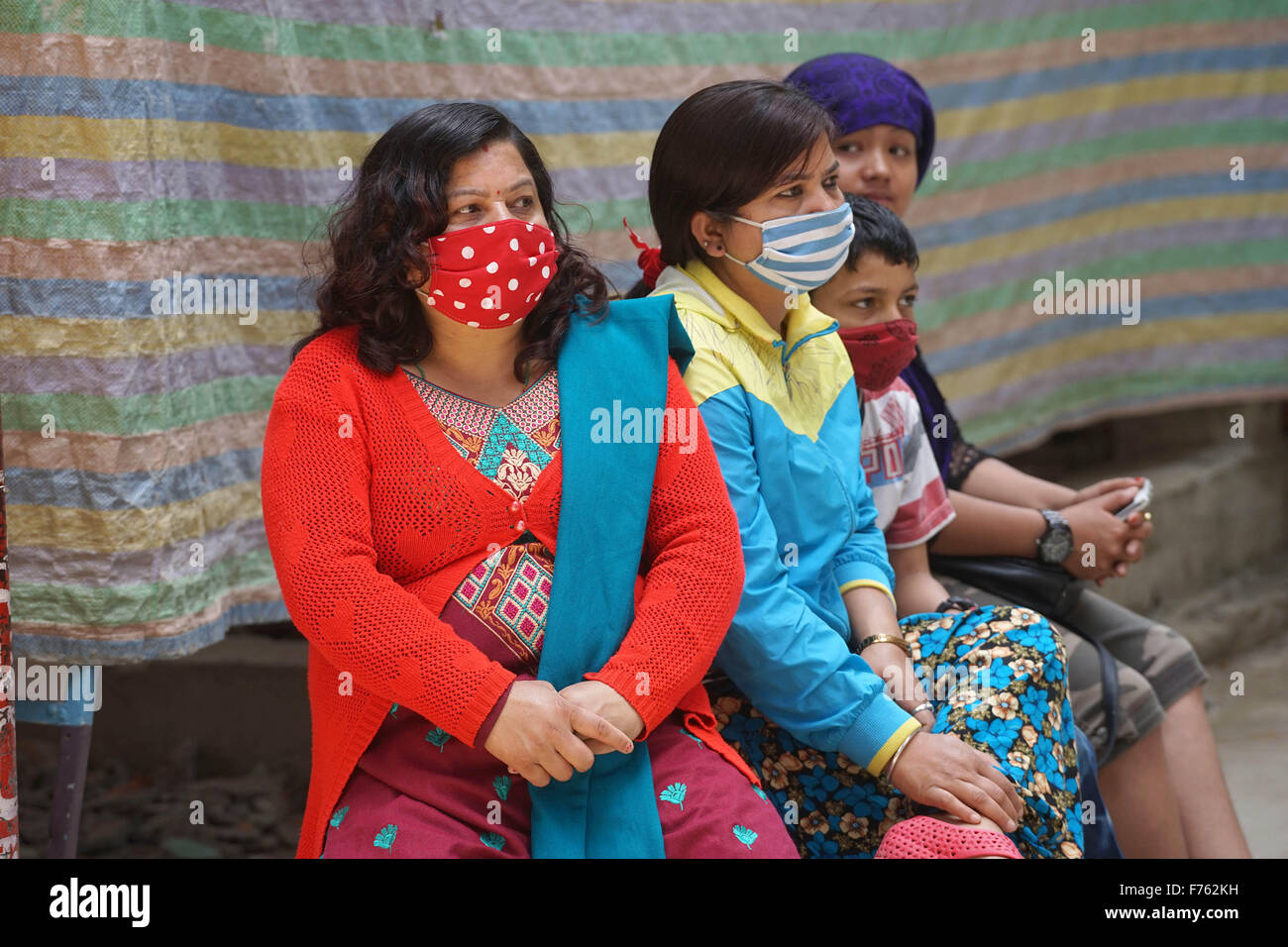 Personnes portant des masques, katmandou, népal, asie Banque D'Images
